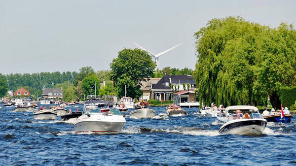 drukte-op-de-oude-wetering-ps